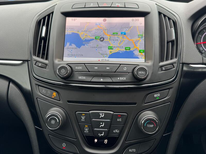 VAUXHALL INSIGNIA