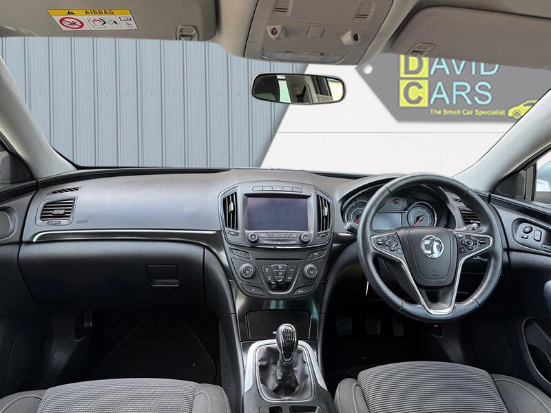 VAUXHALL INSIGNIA
