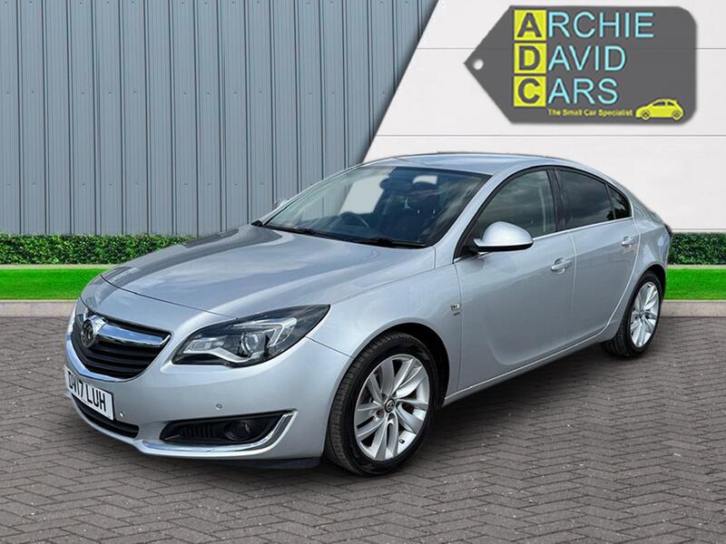 VAUXHALL INSIGNIA