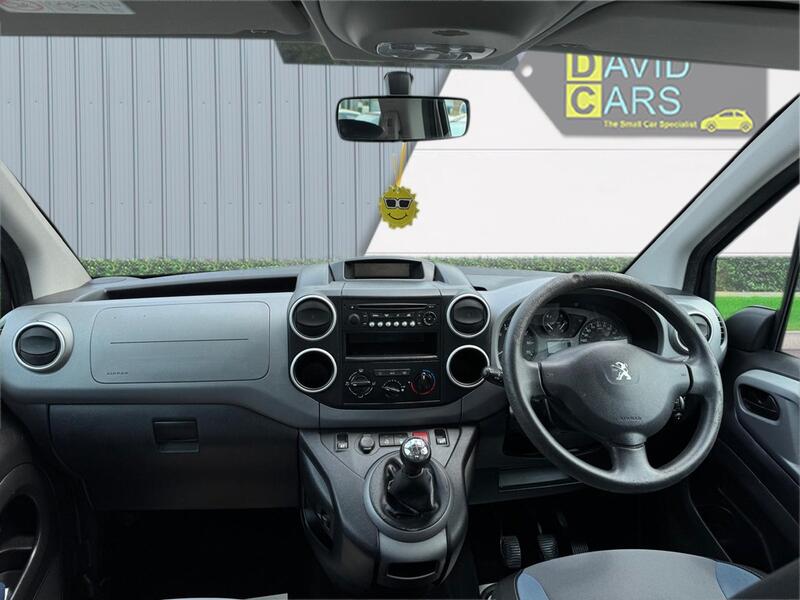 PEUGEOT PARTNER