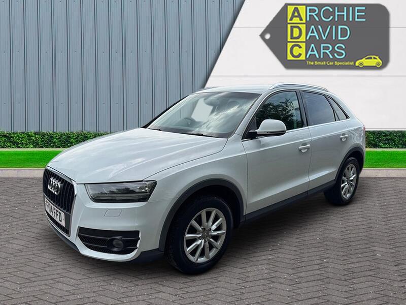 AUDI Q3