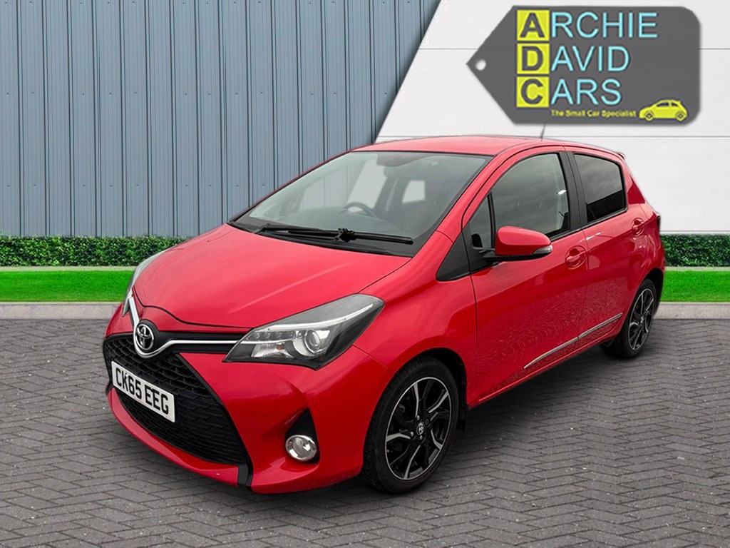 2015 Toyota YARIS